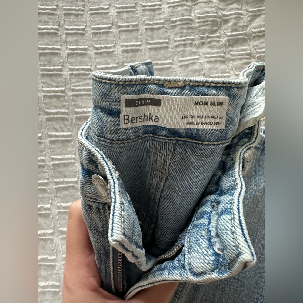 Jeans - Picture 4 of 4